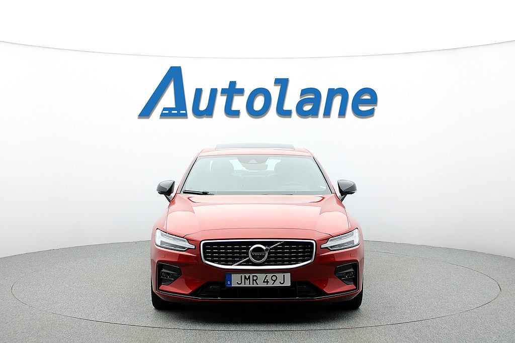 Volvo S60 T5 AWD R-Design, 360°, Panorama HUD, H/K, BLIS 250hk
