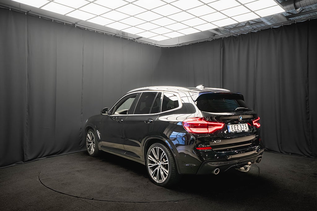 BMW X3 xDrive30e M Sport LÄDER 21'' DRAG 360° HUD ELSTOL MOMS