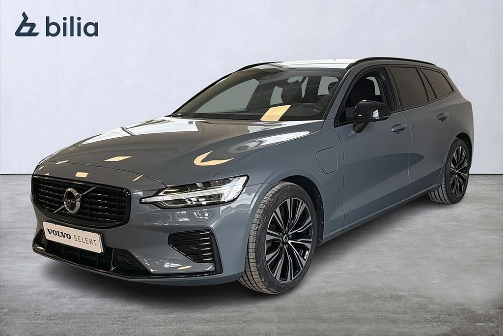 Volvo V60 Recharge T6 II R-Design | 360-kamera | Navigation | Harman/Kardo