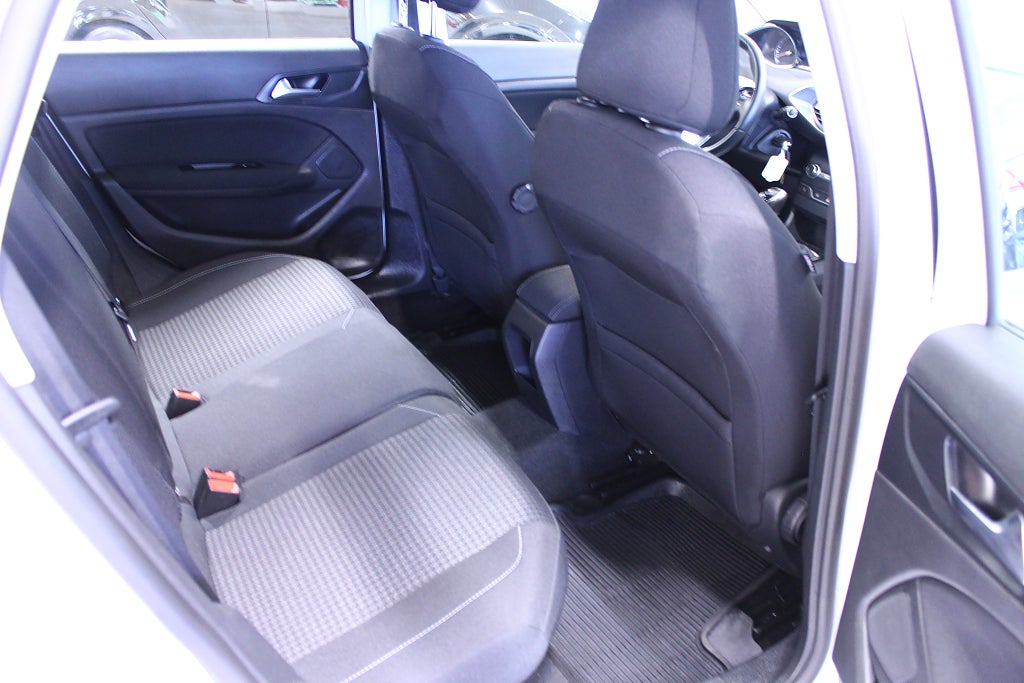 Peugeot 308 2020 - miniatyr 10