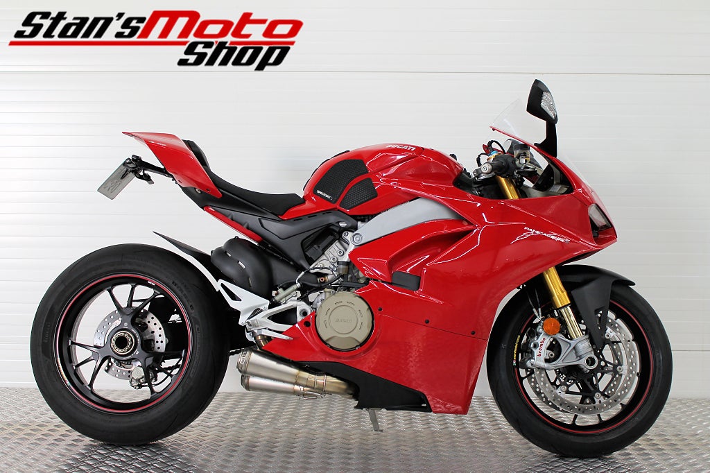 Ducati Panigale V4 S ABS Låga mil 