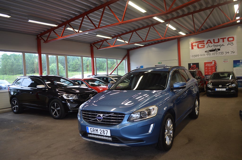 Volvo XC60 D4 AWD Momentum BE 190 hk Navi Drag Euro 6 *3.45%*