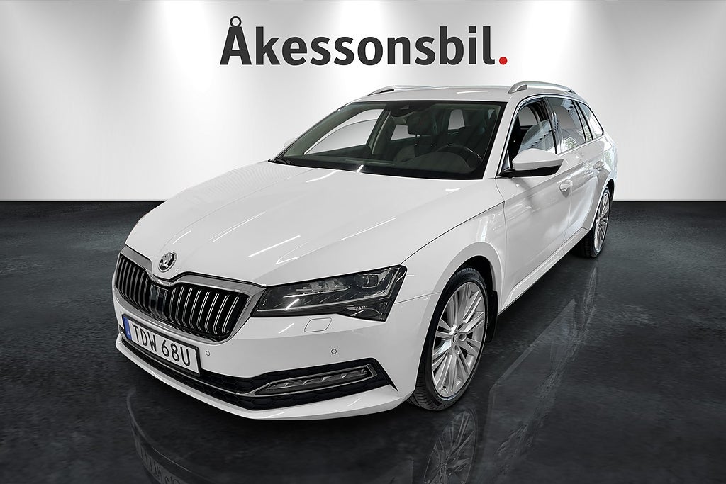 Skoda Superb 2.0 TDI Kombi 4x4 (200hk) Drag|SoV|Värmare