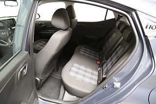 Halvkombi Hyundai i10 6 av 21