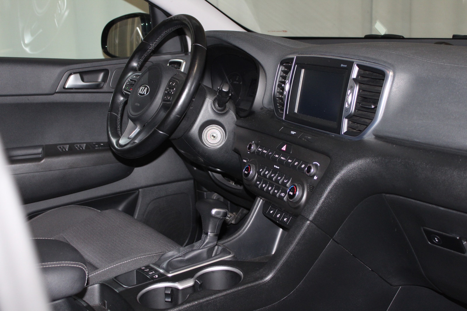 Kia Sportage 2.0 CRDi AWD 185HK Advance, S&V-hjul,  9882 mil 2016 - miniatyr 20