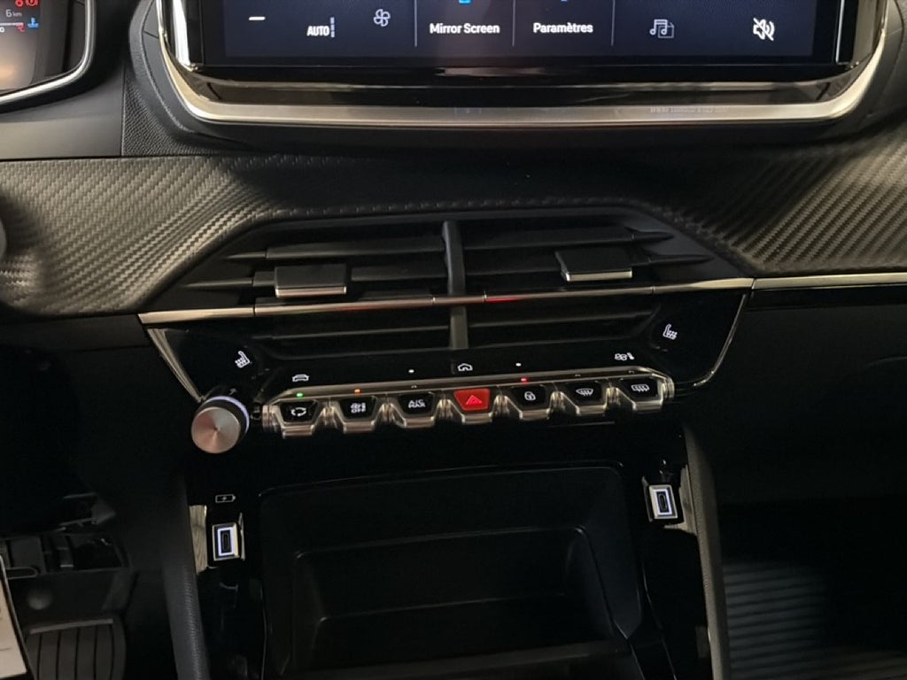 Peugeot 2008 Allure Hybrid 145  – bild 12