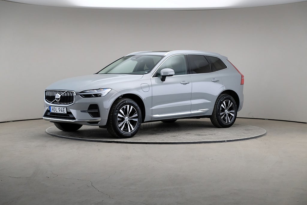 Volvo XC60 T6 Plug-in Hybrid 350hk AWD Core Edition Pano