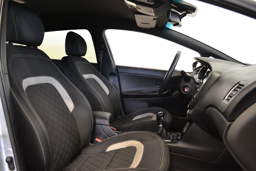 Kia Ceed cee'd_sw 1.6 CRDi 136hk  GT-Line | Kamera | Navi | 2017