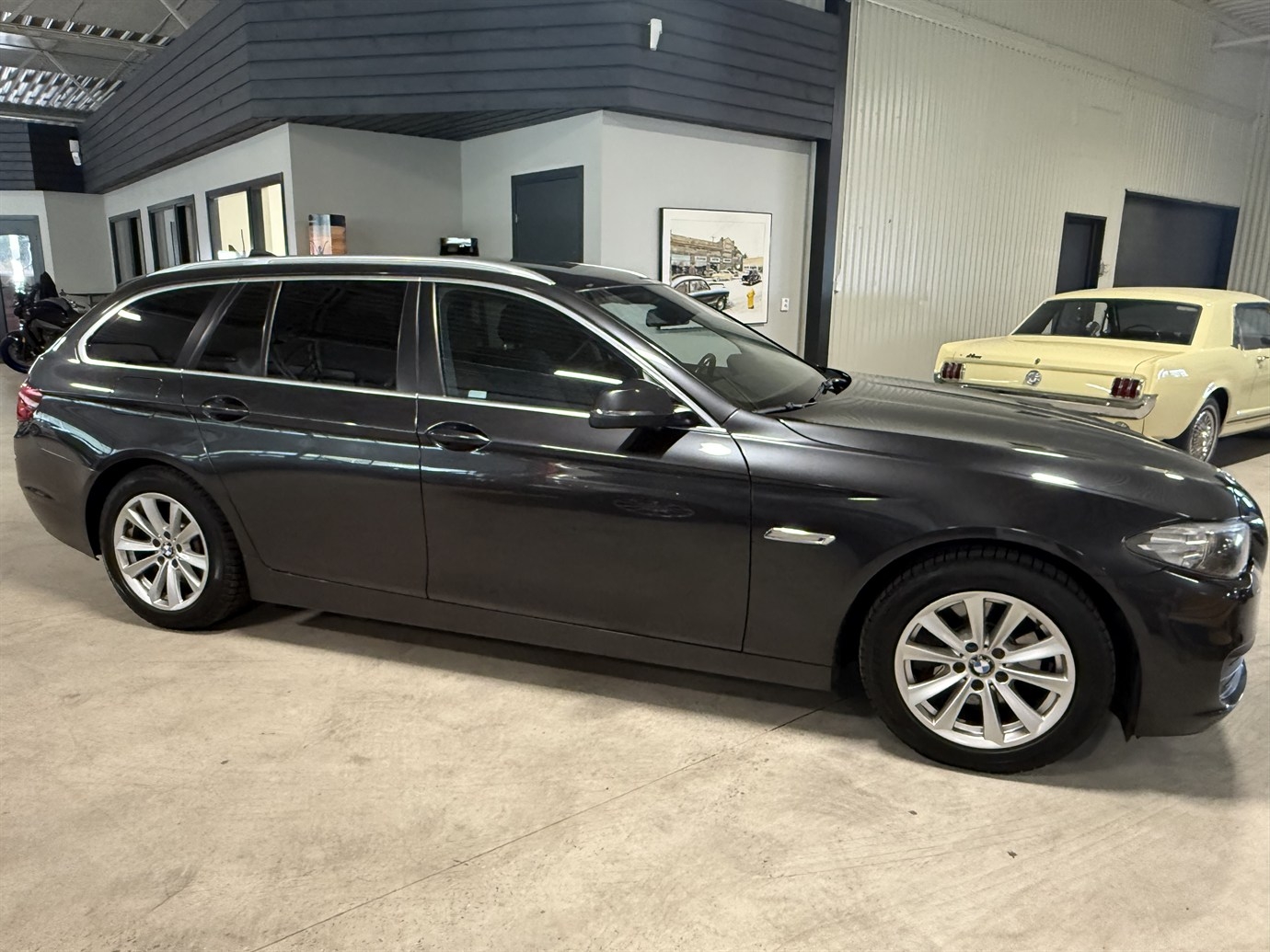 BMW 520 d xDrive Steptronic 190hk 2015, bild 3/37