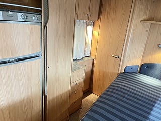 Husbil-halvintegrerad Bürstner SOLANO 710 22 av 30