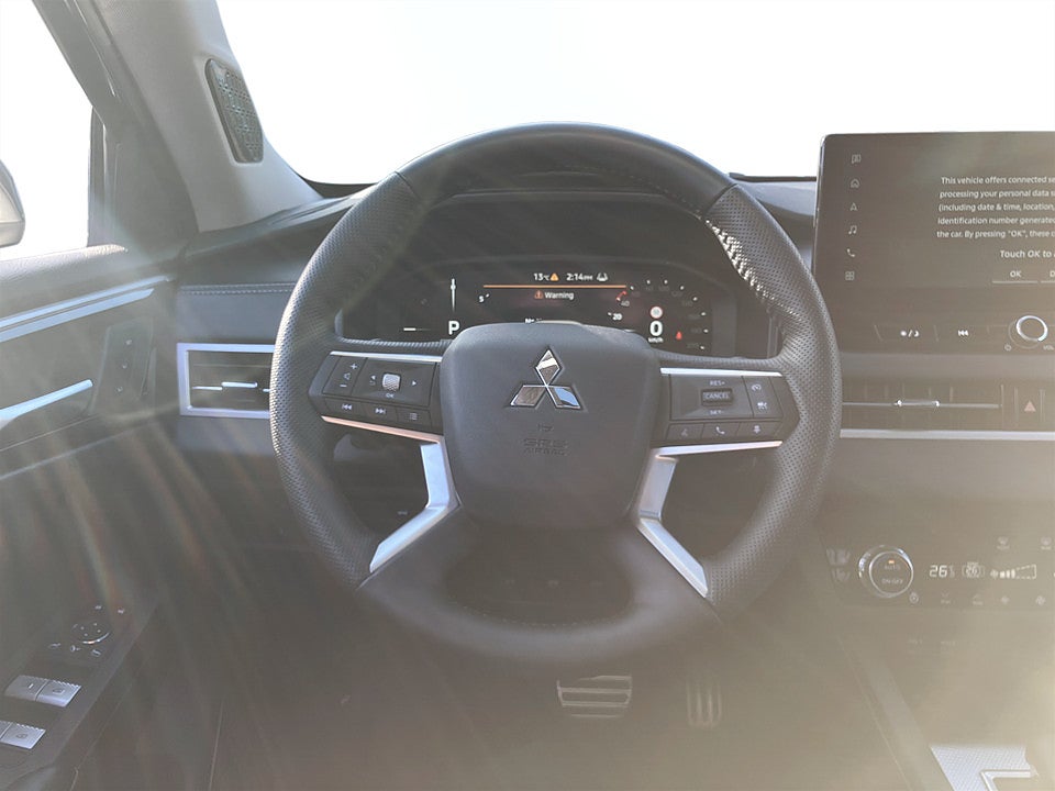 Bild på Mitsubishi Outlander Instyle PHEV 306hk Aut 4WD 360 DRAG ELSTOL PANO