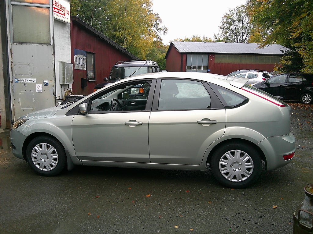 Ford Focus 5-dörrars 1.8 Flexifuel Titanium Euro 4