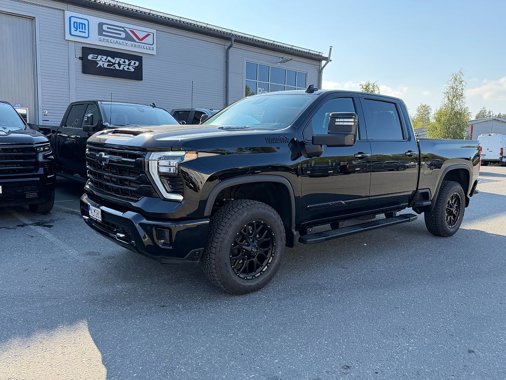 Chevrolet Silverado 2500 High Country Black Edition, Ny bil i lager för omg lev!