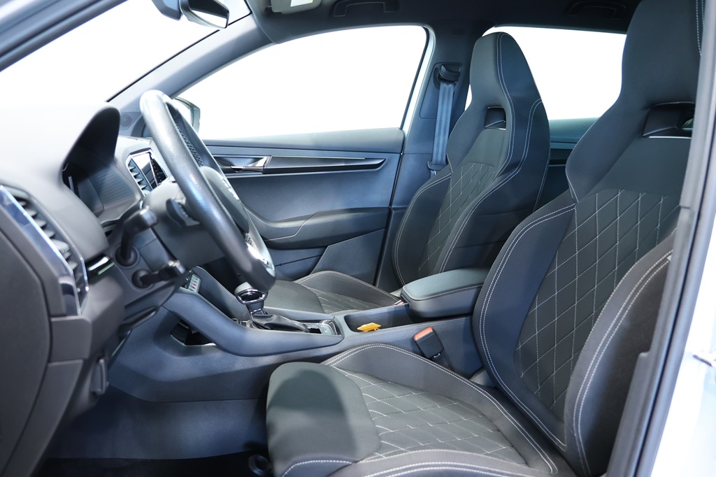 Skoda Karoq 2020, bild 7/10