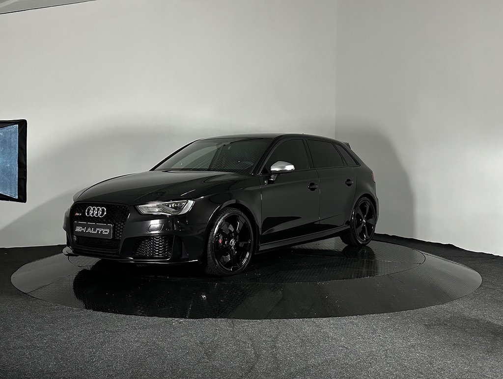 Audi RS3 Sportback 2.5 TFSI quattro S Tronic|Navi|B&O|B-kamera|