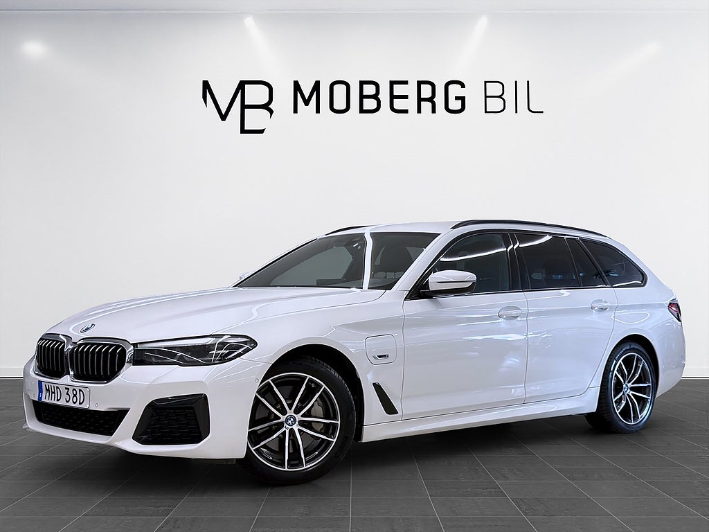 BMW 530e xDrive Touring 292hk M sport Läder B-Kamera