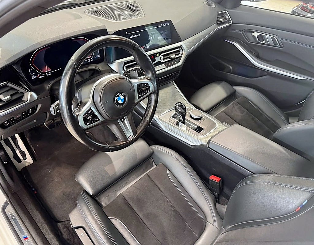 BMW 320D xDrive T 190hk Cockpit Individual M Sport 2021, bild 21