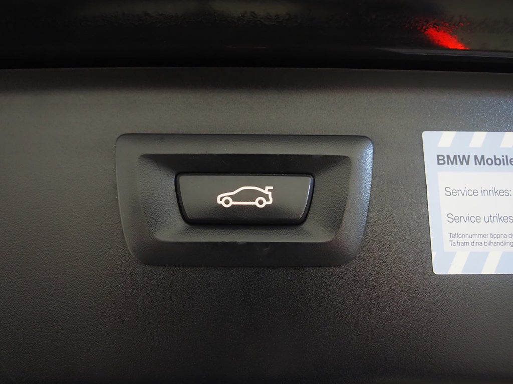 BMW 520d xDrive Touring Aut Navi Pro Kamera Drag M-Värm Läder 2017