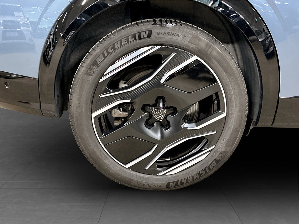 Bild på Peugeot E-5008 GT Ultimate Hybrid 145hk Aut 7-SITS DRAG, ELSTOL, PANO