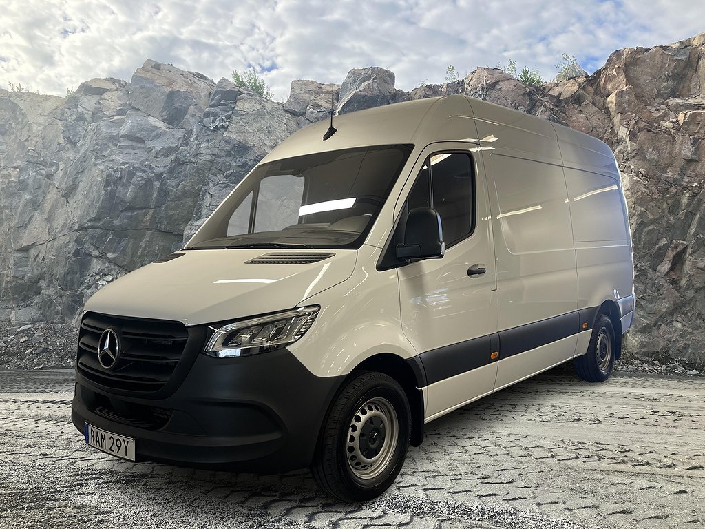 Mercedes-Benz Sprinter 317 CDI RWD Skåp 9G-Tronic 3,5t drag