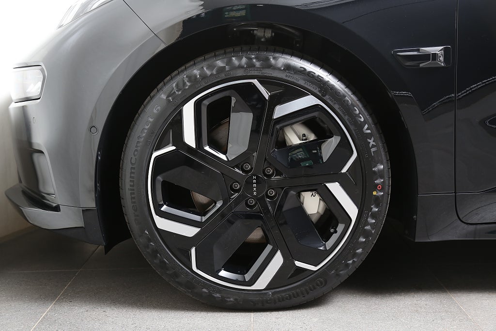 Zeekr 001 Performance AWD 544HK 100kWh 2025