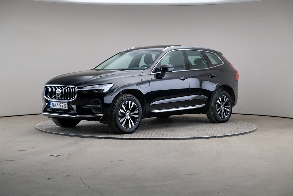 Volvo XC60 Recharge T6 350hk AWD Core Edition Drag Pano
