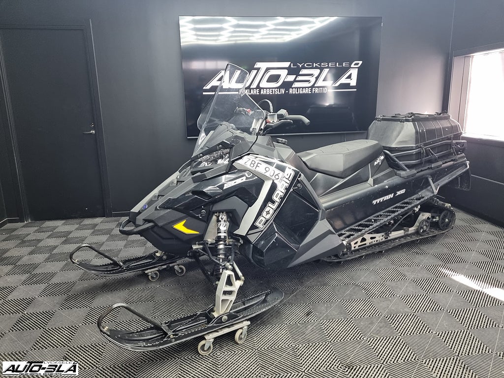 Polaris 800 TITAN XC 155