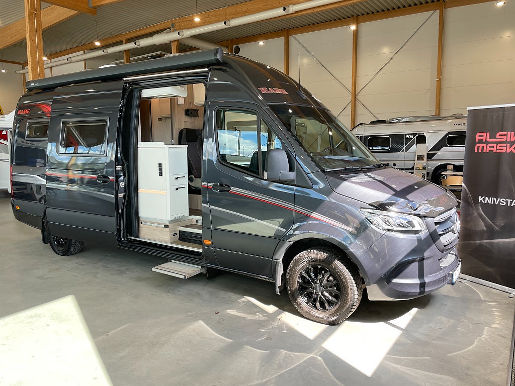 Kabe Van 690 LB / ALDE / 190hk / Solcell / bakhjulsdrift / Automat / 