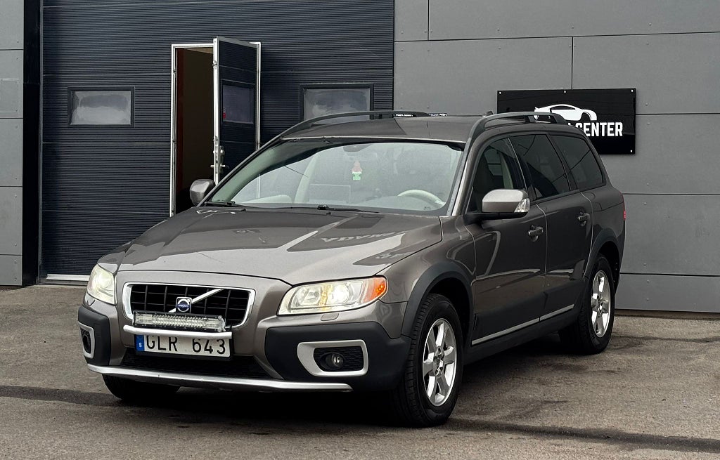 Volvo XC70 D5 AWD Geartronic Momentum - ny bes