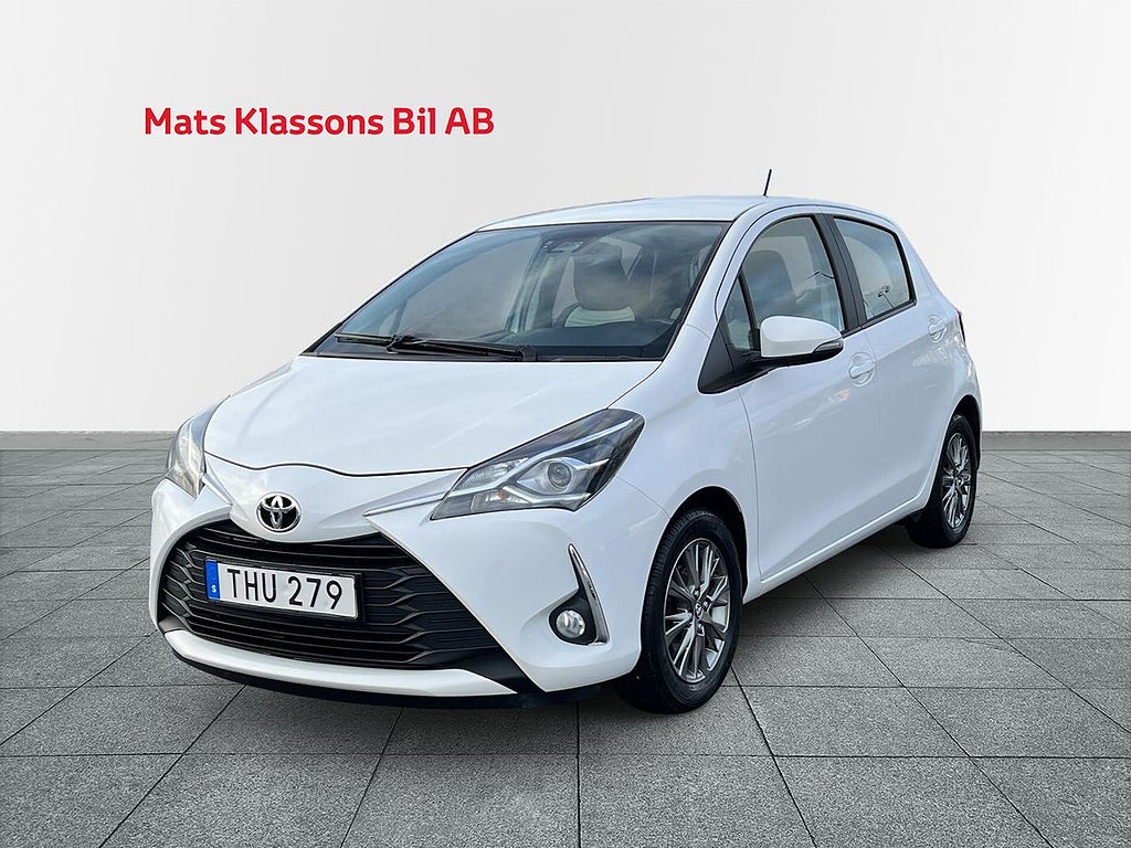 Toyota Yaris 1.5 5D Active SPI Automat