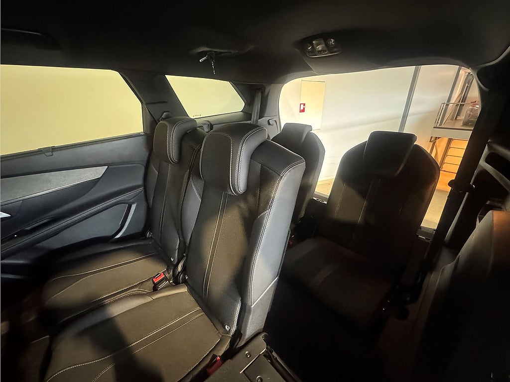 Bild på Peugeot 5008 GT 1.2 PT 130hk Aut - 7-SITS, B-KAMERA, CARPLAY