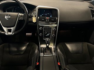Volvo XC60 D4 AWD Automat R-Design S&V-däck/Drag/D-värm/GPS