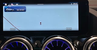 SUV Mercedes-Benz EQA 5 av 7