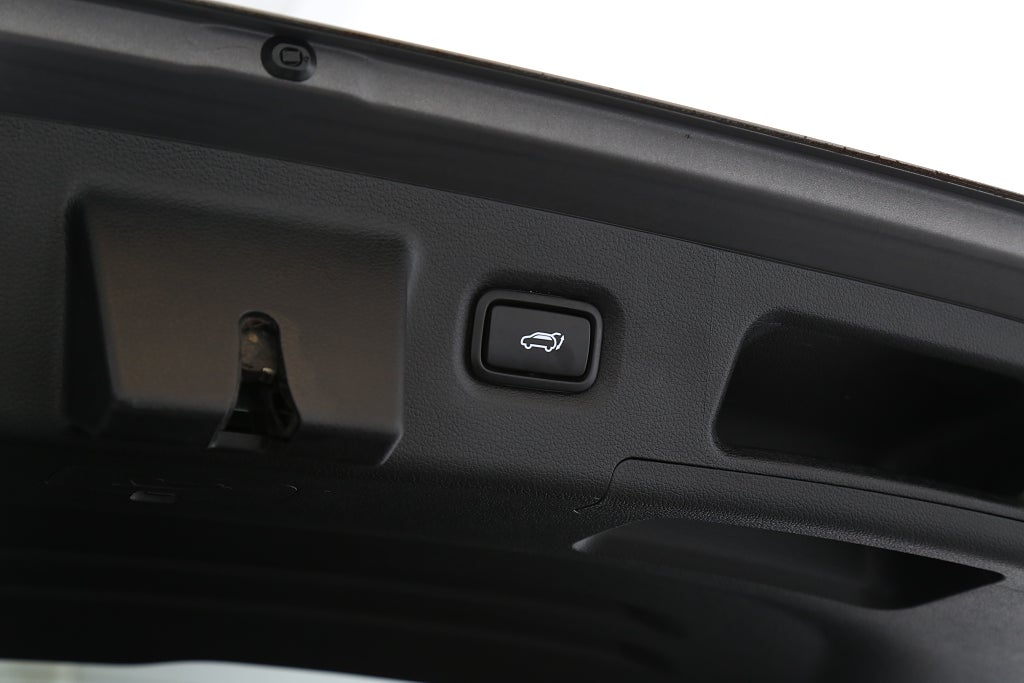 Hyundai Santa Fe 2,2 CRDi 200hk Premium AWD Aut Extraljus Motorv Drag 2020