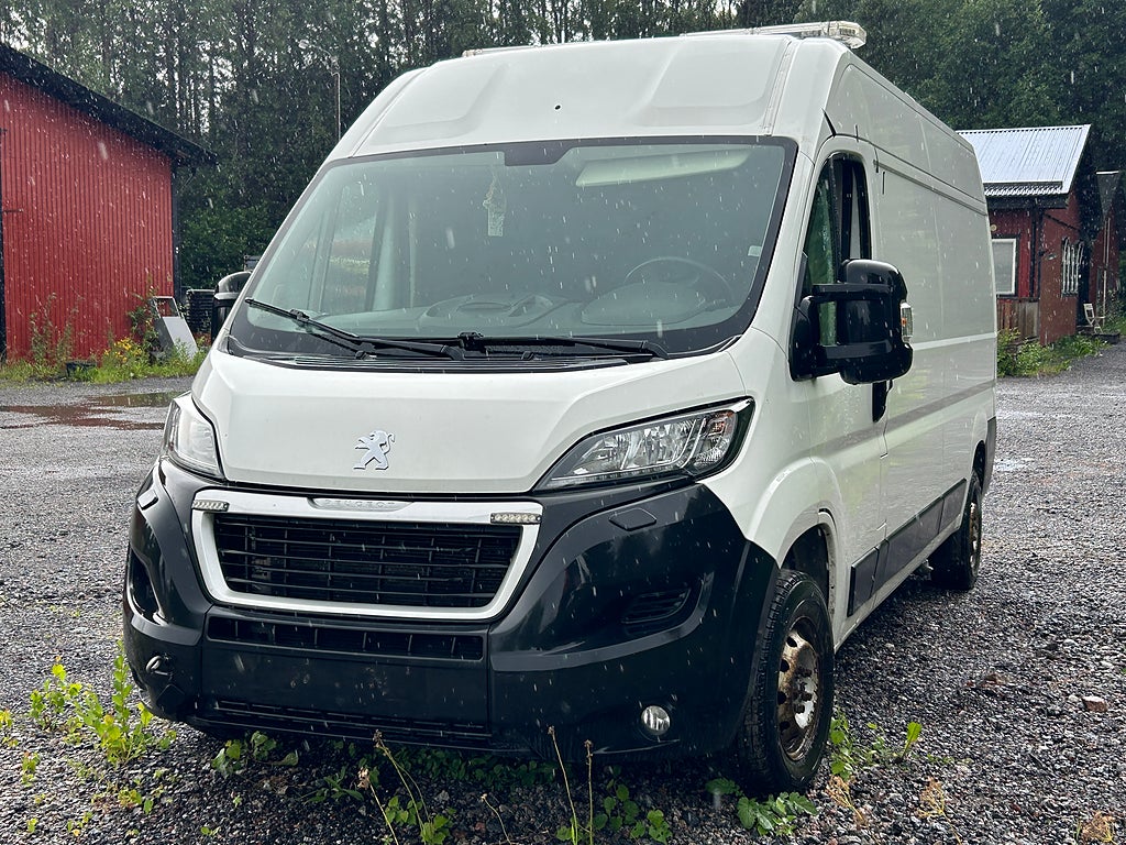 Peugeot Boxer Van 350