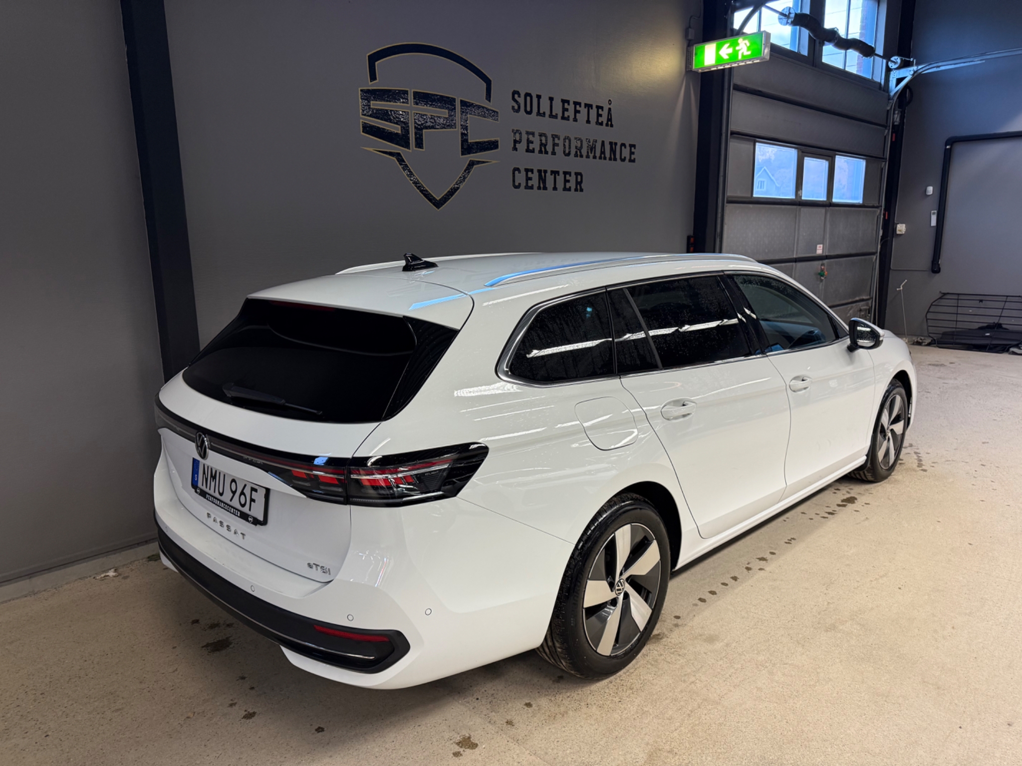 Volkswagen Passat 2024, bild 3/43