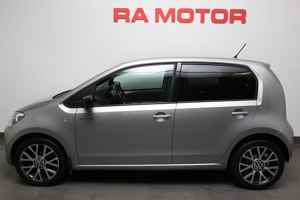 Volkswagen UP! 1,0 Drive Groove 5-D Navi P-sensorer Motorv 2015