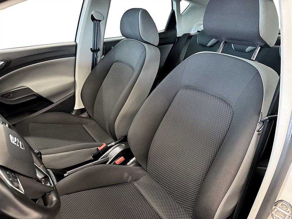 Bild på Seat Ibiza Style 1.2 TSI 90hk BACKSENSORER FARTHÅLLARE