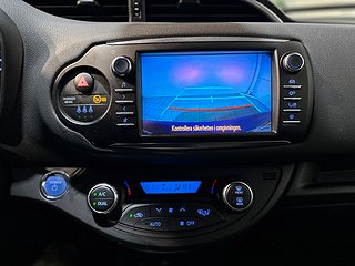 Toyota Yaris Hybrid e-CVT Executive Kamera Mvärm GPS SoV