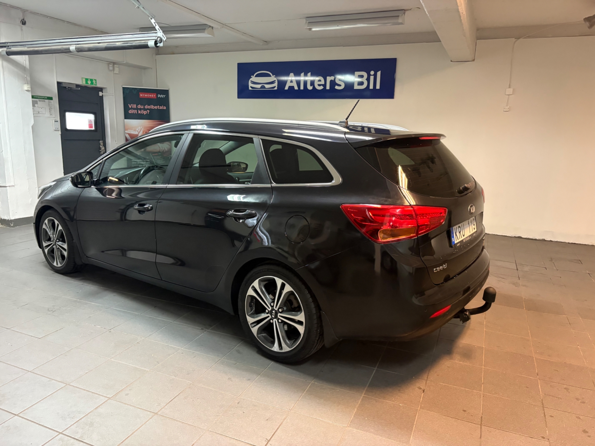 Kia Ceed cee'd_sw 1.6 CRDi EX Comfort 2013, bild 4/10