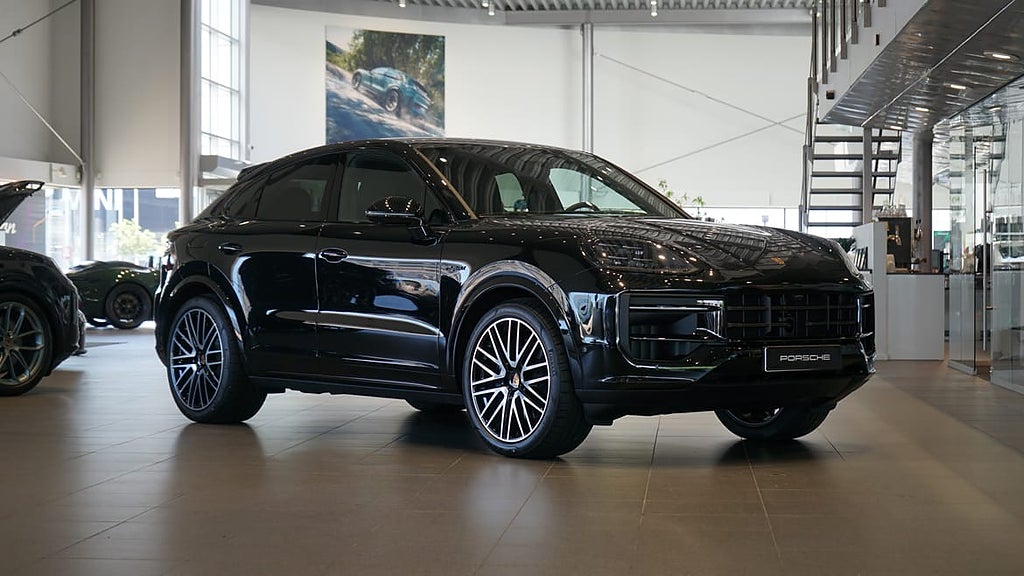 Porsche Cayenne Coupé E-Hybrid Black Edition