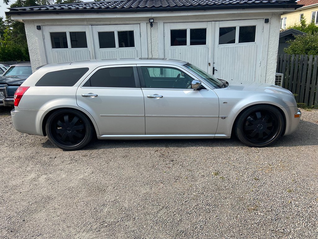 Chrysler 300C Touring 3.5 V6 22" hjul nybes byte/avbet 834kr/mån