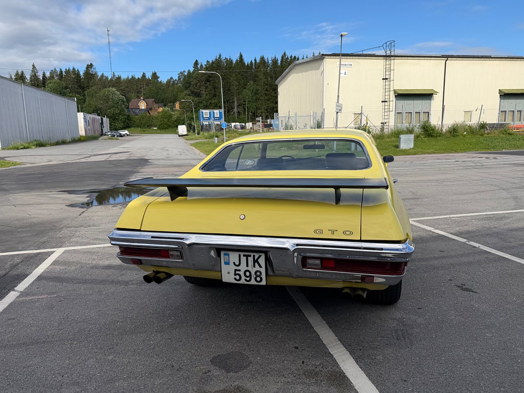 Pontiac GTO Hardtop 6.6 V8 Hydra-Matic