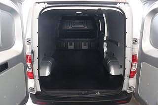 Transportbil - Skåp Maxus e-Deliver 3 10 av 13
