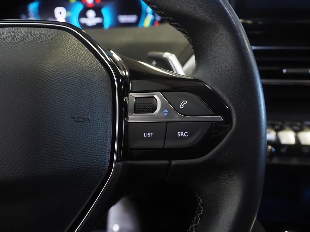 Peugeot 3008 Allure 300HK AWD Plug in Hybrid |Drag|Kamera|Navi| 2022