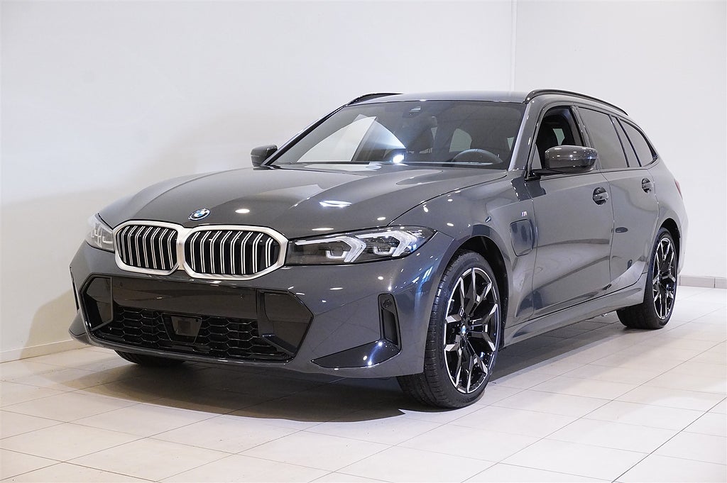 BMW 330 xDrive Touring 2,95% ränta M Sport Active Ed Drag Aktiv