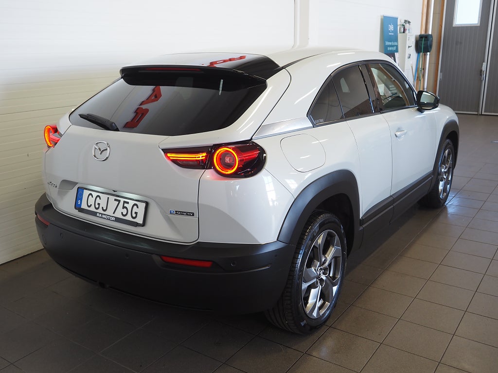 Mazda MX-30 e-Skyactiv EV Cosmo 360° Bose HuD Navi LED Rattvärme 2021