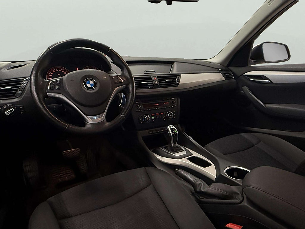 BMW X1 xDrive20d Steptronic S & V Hjul - miniatyr 12