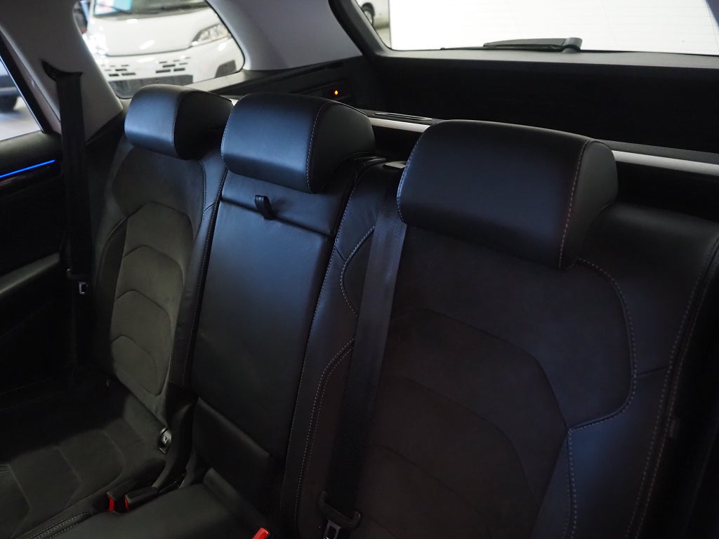 Skoda Kodiaq 2.0 TSI 4x4 180 Businessline Kamera Drag P-Värm Canton 2018