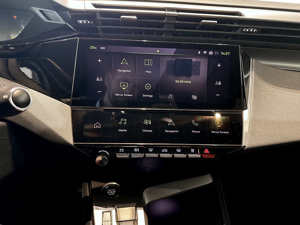 Bild på Peugeot 408 GT 1.2 PT 130hk Aut B-KAMERA CARPLAY